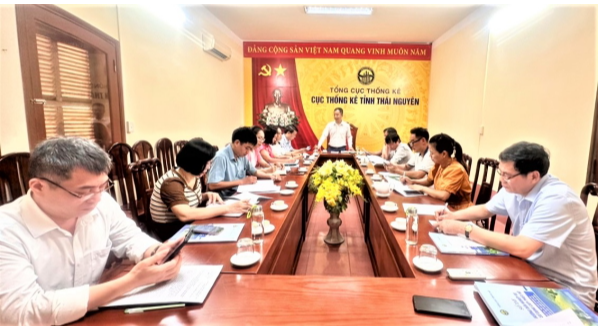Phó Tổng cục trưởng TCTK Lê Trung Hiếu giám sát Điều tra thực trạng kinh tế, xã hội 53 dân tộc thiểu số năm 2024 tại tỉnh Thái Nguyên